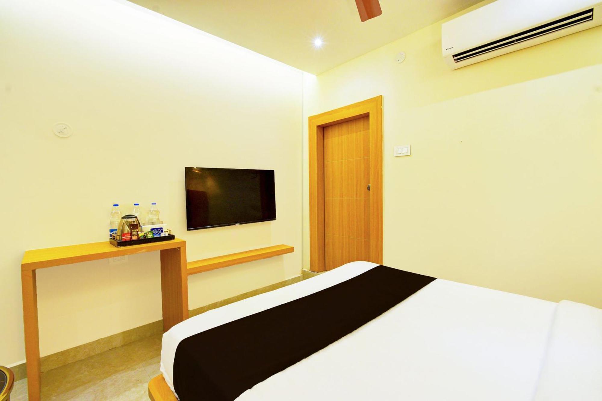 Hotel O Svs Suites Luxury Rooms Trimulgherry Exteriér fotografie