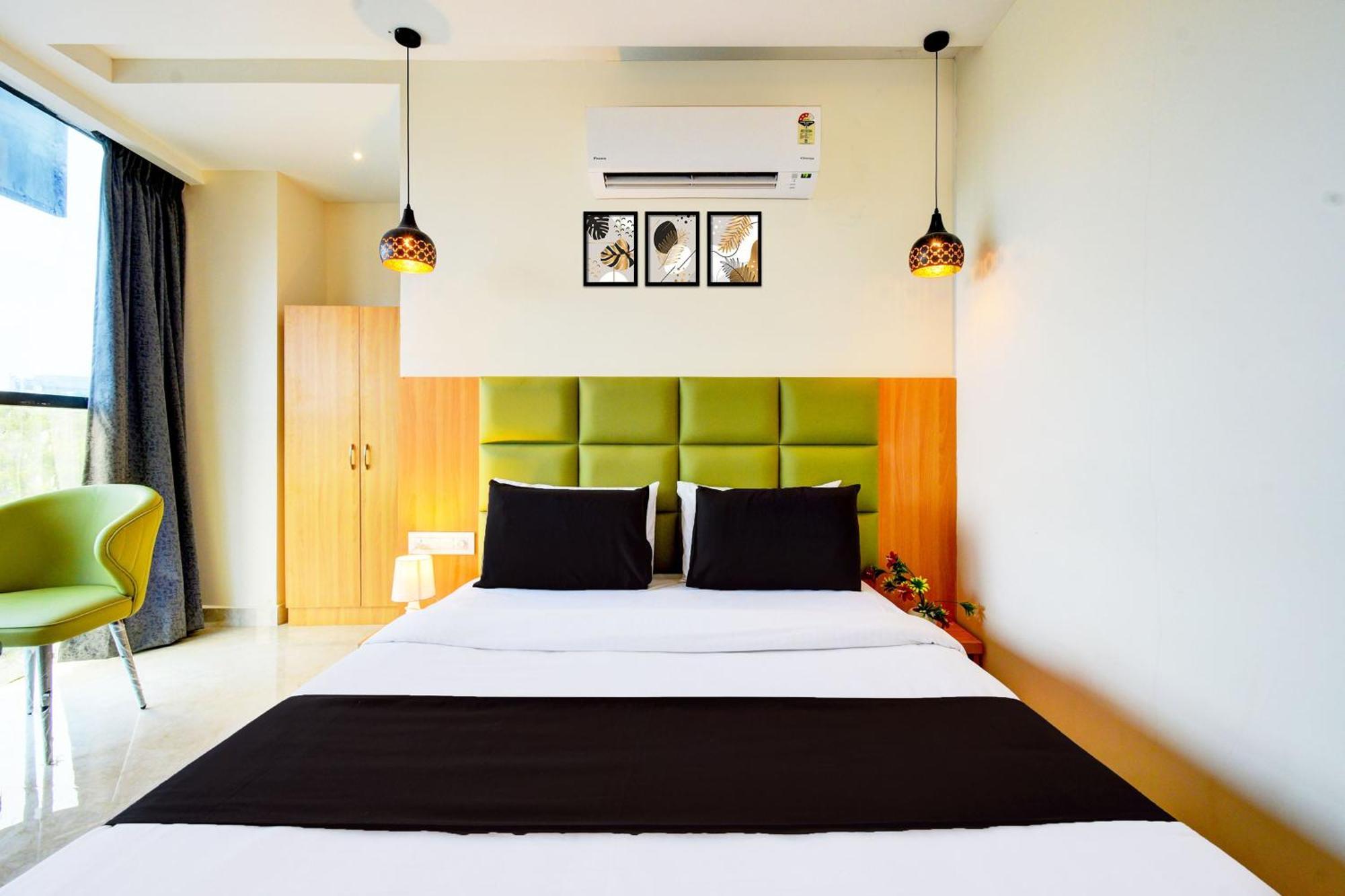 Hotel O Svs Suites Luxury Rooms Trimulgherry Exteriér fotografie