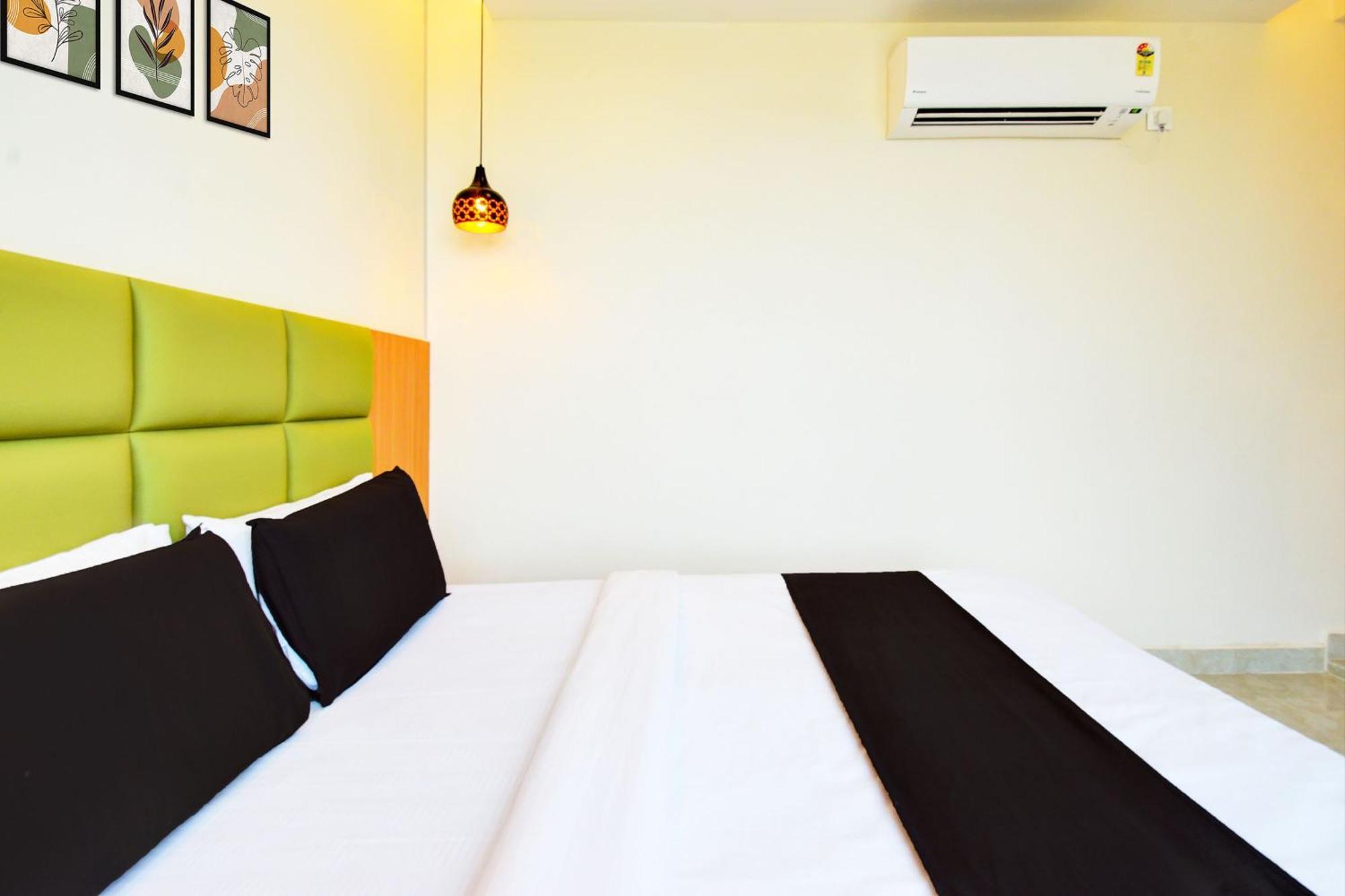 Hotel O Svs Suites Luxury Rooms Trimulgherry Exteriér fotografie